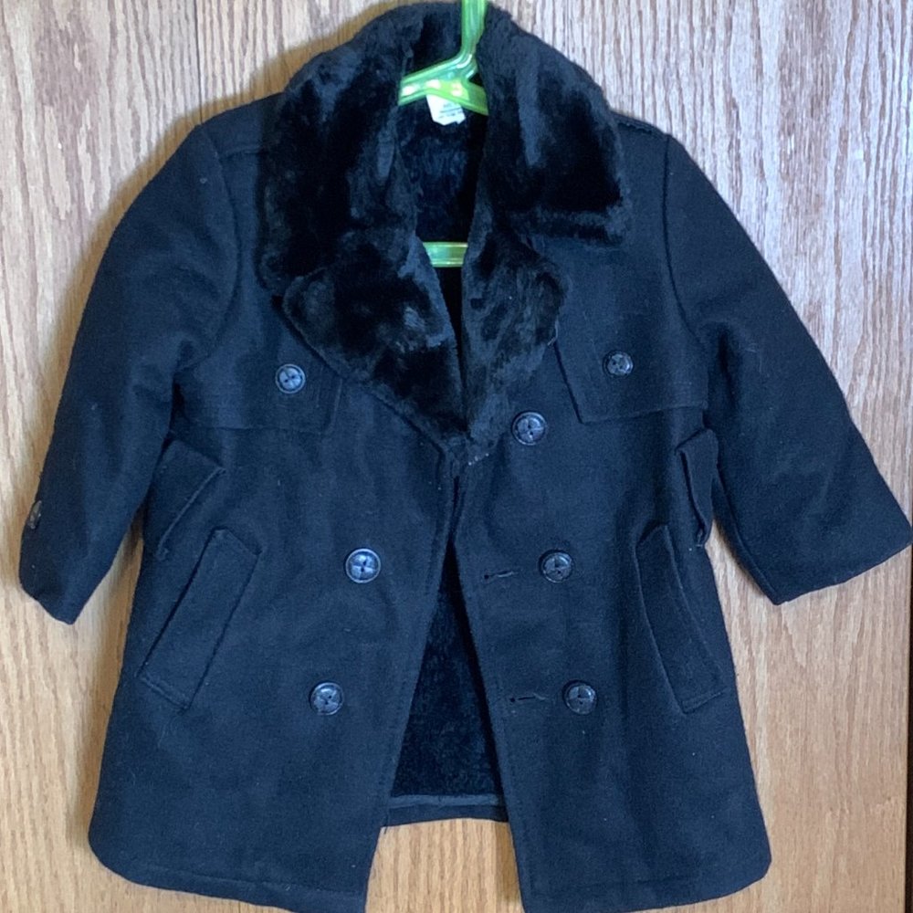 Cute boys' black fleece-lined peacoat with faux fur collar